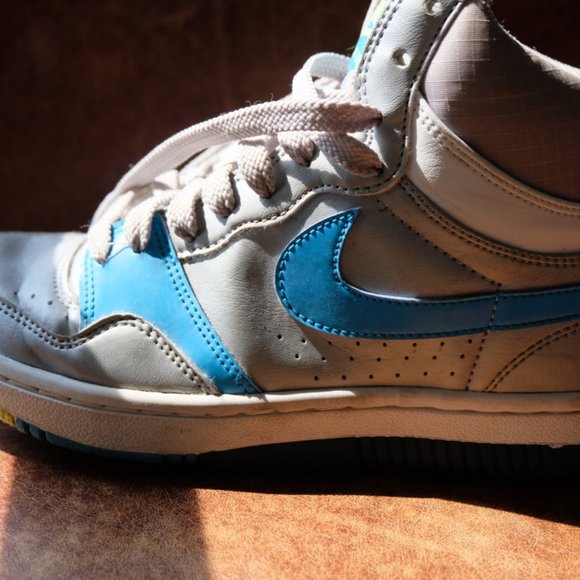 Vintage Silver Nike Court Force High Tops - Picture 5 of 7